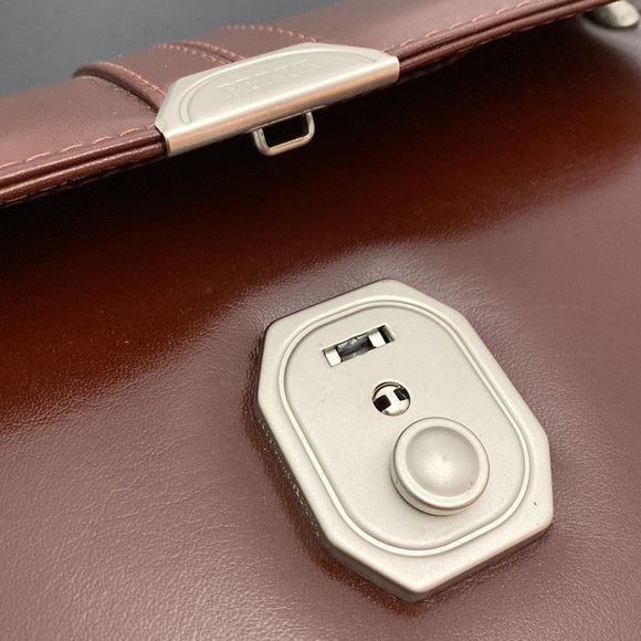 Petek 1855 Vintage Brown Leather Travel Organizer Bag - Picture 12 of 16